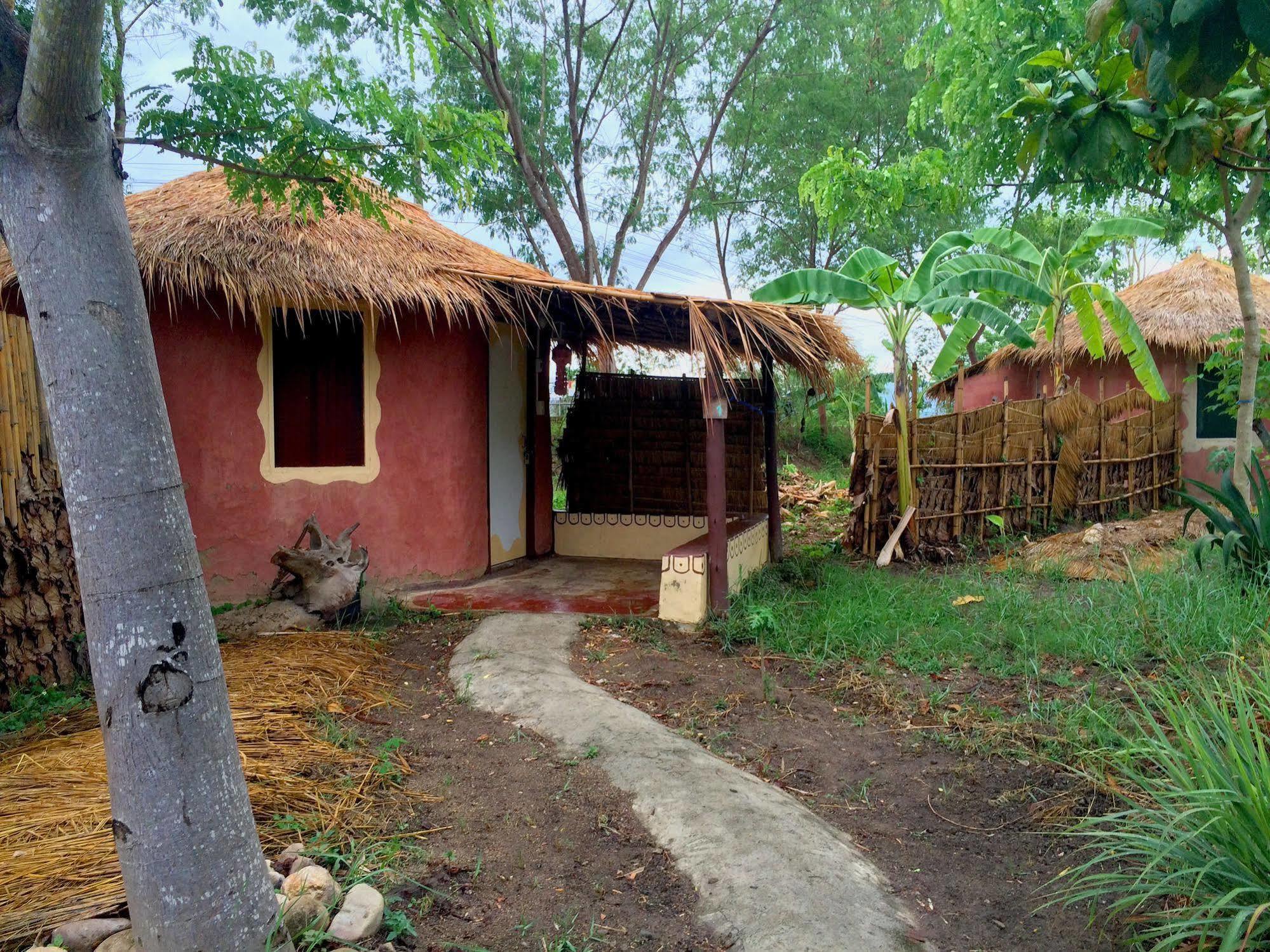 Refresh House Pai Hostel Exterior foto